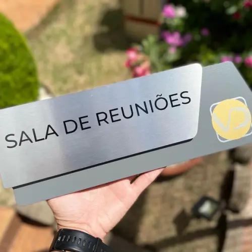 Placa de Identificação de Sala - Modelo Onix Inox