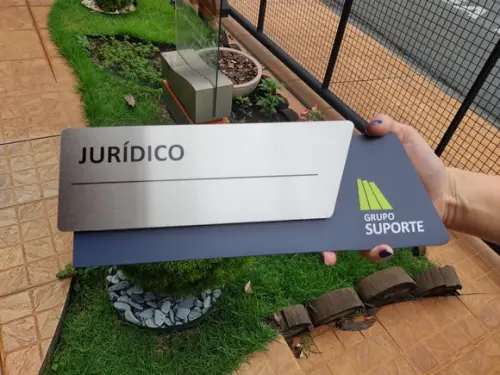 Placa de Identificação de Sala - Modelo Onix Inox