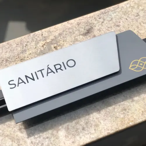 Placa de Identificação de Sala - Modelo Onix Inox