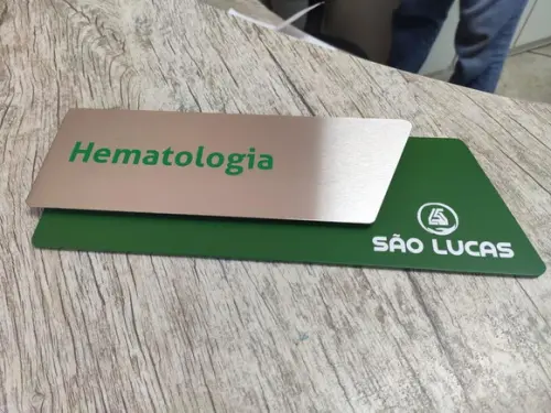 Placa de Identificação de Sala - Modelo Onix Inox