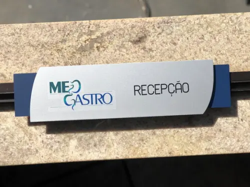 Placa de Identificação de Sala - Modelo Quartzito