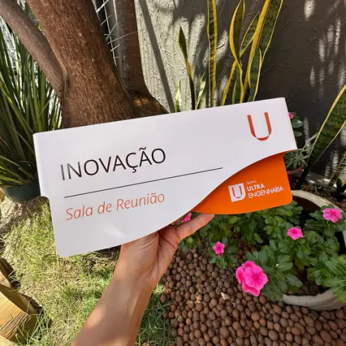 Placa de Identificação de Sala - Modelo Sodalita