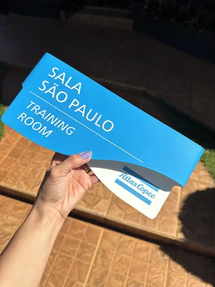 Placa de Identificação de Sala - Modelo Sodalita