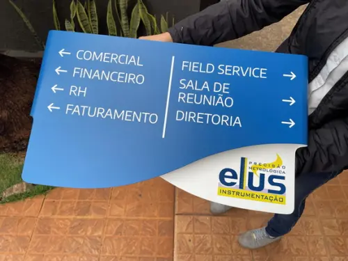 Placa de Identificação de Sala - Modelo Sodalita 70x40