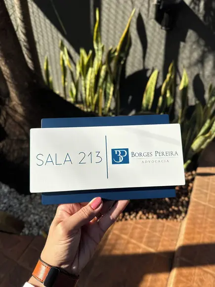 Placa de Identificação de Sala - Modelo Topázio 22x12,5