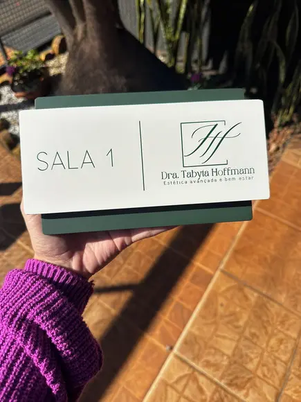 Placa de Identificação de Sala - Modelo Topázio 22x12,5