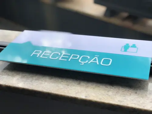 Placa de Identificação de Sala -modelo Granada Personalizado