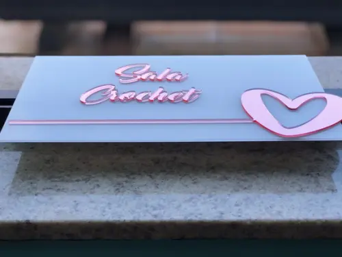 Placa de Identificação de Sala -modelo Granada Personalizado