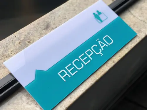 Placa de Identificação de Sala -modelo Granada Personalizado