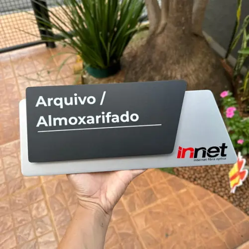 Placa de Identificação de Sala -modelo Onix Personalizado
