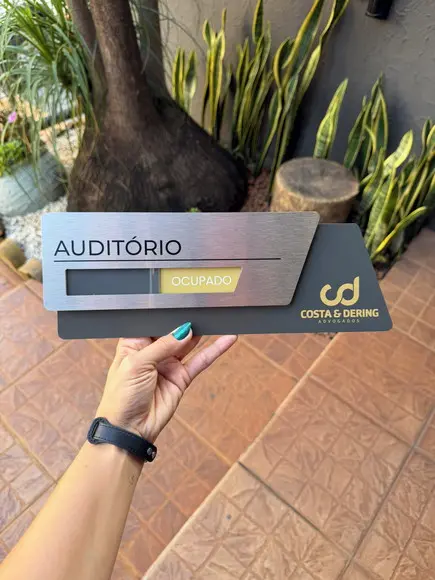 Placa de Identificação de Sala Flag Modelo Onix Inox