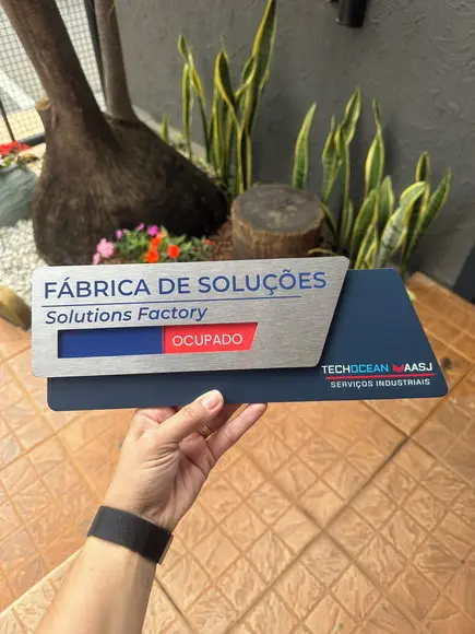 Placa de Identificação de Sala Flag Modelo Onix Inox