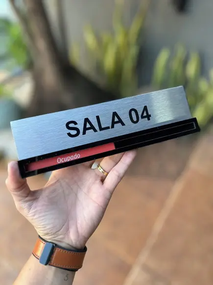 Placa de Identificação de Sala Inox 22x4,5 + Livre/ocupado
