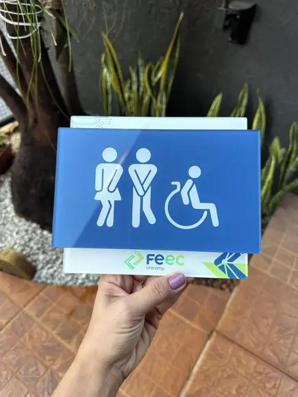 Placa de Identificação de Sala Modelo Topázio Acrílico 20x16