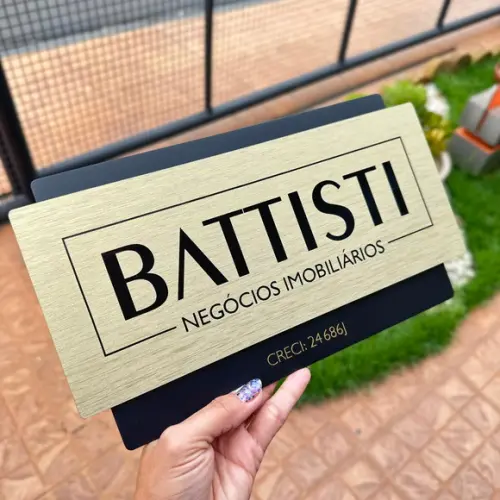 Placa de Identificação de Sala Modelo Topázio Acrílico 30x17