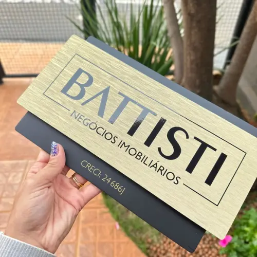Placa de Identificação de Sala Modelo Topázio Acrílico 30x17