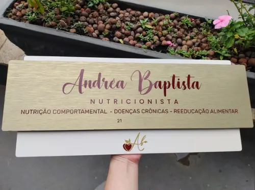 Placa de Identificação de Sala Modelo Topázio Acrílico 50x20