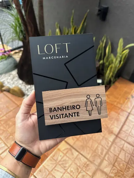 Placa de Identificação Modelo Loft - 13,7x20