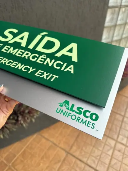 Placa de Identificação Modelo Quartzo 40x20 Fotoluminescente