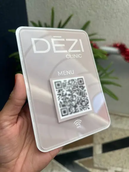 Placa de Qr Code - Modelo Mini Quartzo Acrílico - Dezi