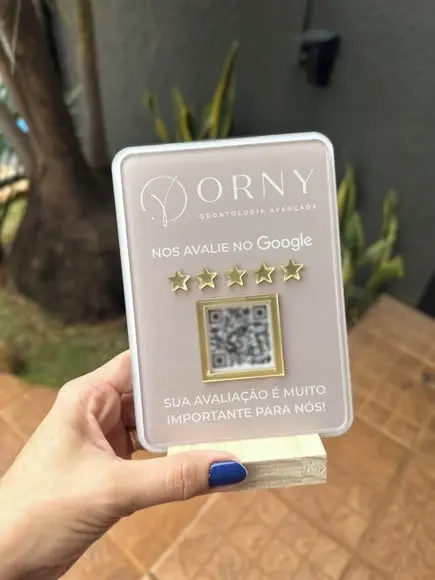 Placa de Qr Code - Modelo Mini Quartzo Acrílico - Orny