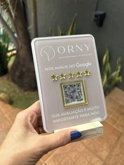 Placa de Qr Code - Modelo Mini Quartzo Acrílico - Orny
