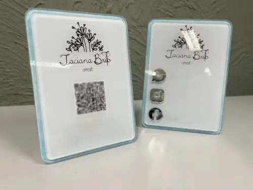 Placa de Qr Code-modelo Mini Quartzo Acrílico-taciana Brito