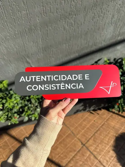 Placa Identificação de Sala - Modelo Adamantium
