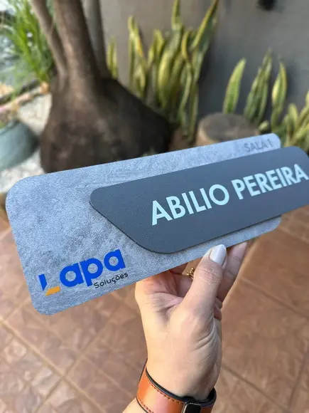 Placa Identificação de Sala - Modelo Adamantium