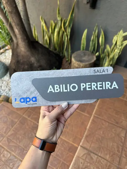 Placa Identificação de Sala - Modelo Adamantium