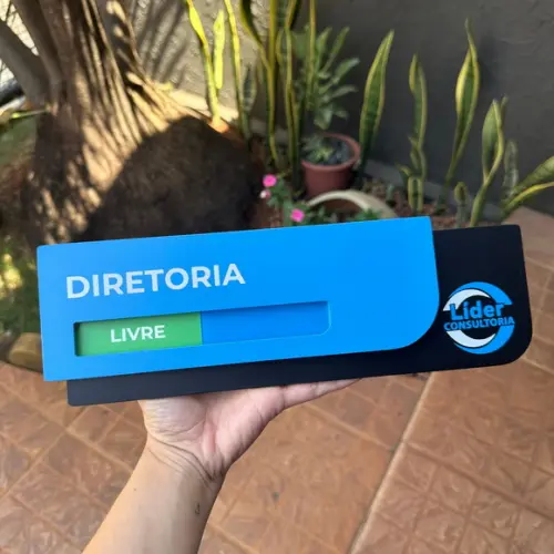 Placa Identificação de Sala - Modelo Ametista Flag