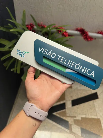 Placa Identificação de Sala - Modelo Flag Adamantium