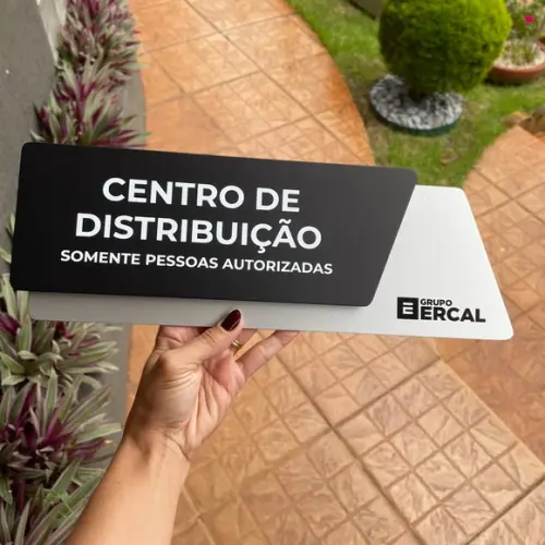 Placa Identificação de Sala - Modelo Onix