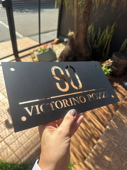 Placa Residencial Algarismo Vazado - 15x30cm