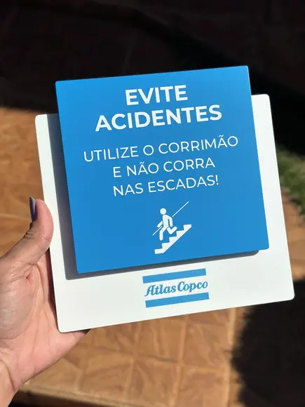 Placa Sinalização Utilize o Corrimão - Modelo Ágata