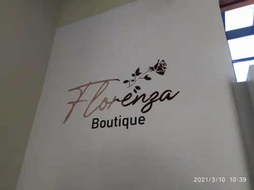 Recorte Acrílico Logotipo 70x40