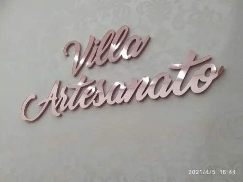 Recorte Acrílico Logotipo 900x400