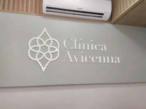 Recorte Acrílico Logotipo 90x60