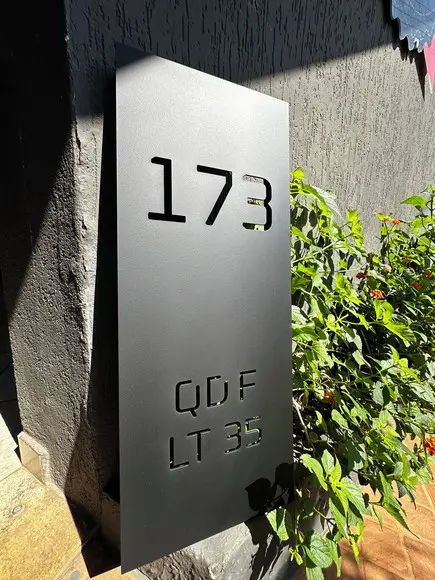 Totem Residencial Aço Carbono Pé P Sustentação Jardim 28x70