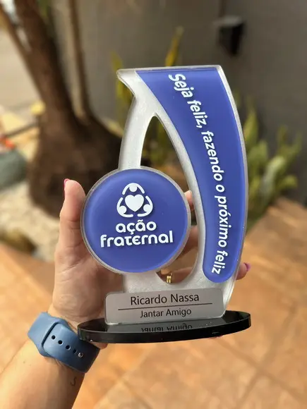 Troféu Homenagem em Acrílico