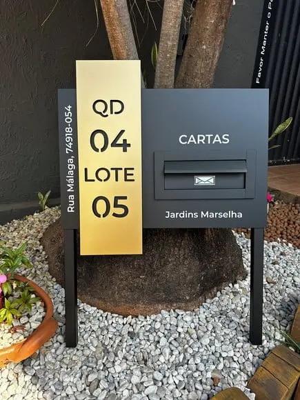 Algarismo Acm + Acm - 60x55 +caixa Correio e Pé para Jardim