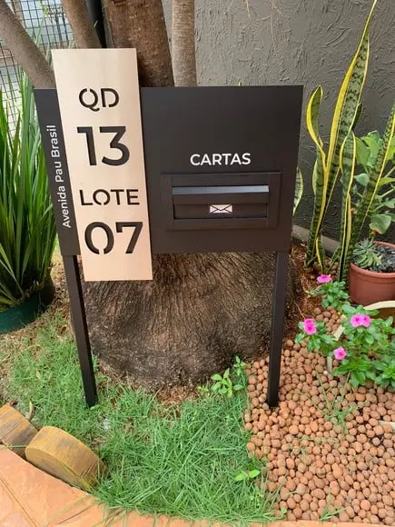 Algarismo Acm + Inox - 60x55 +caixa Correio e Pé para Jardim
