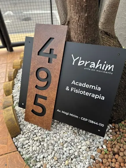 Algarismo Residencial Acm com Acm Corten Personalizado 65x70