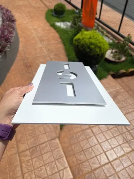 Algarismo Residencial Acm com Acm Prata- 3 Dígitos 20x40