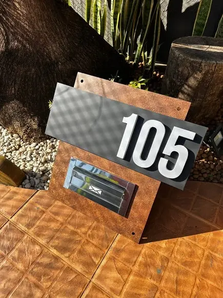 Algarismo Residencial Acm+inox com Caixa de Correio 60x55