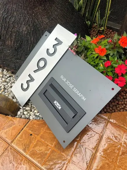 Algarismo Residencial Acm+inox com Caixa de Correio 60x55