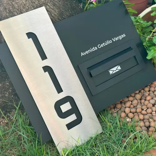 Algarismo Residencial Acm+inox com Caixa de Correio 60x55