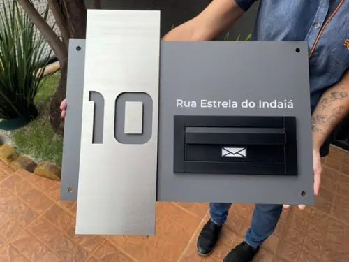 Algarismo Residencial Acm+inox com Caixa de Correio 60x55