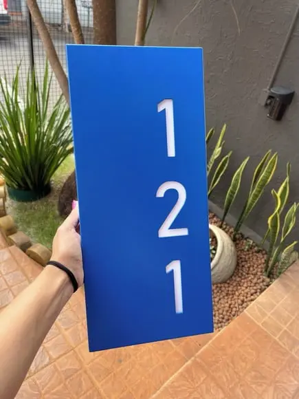 Algarismo Residencial Estruturado com Led - 3 Dígitos 20x45
