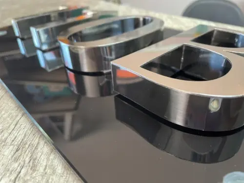 Algarismo Residencial Vidro com Inox - 4 Dígitos 40x20